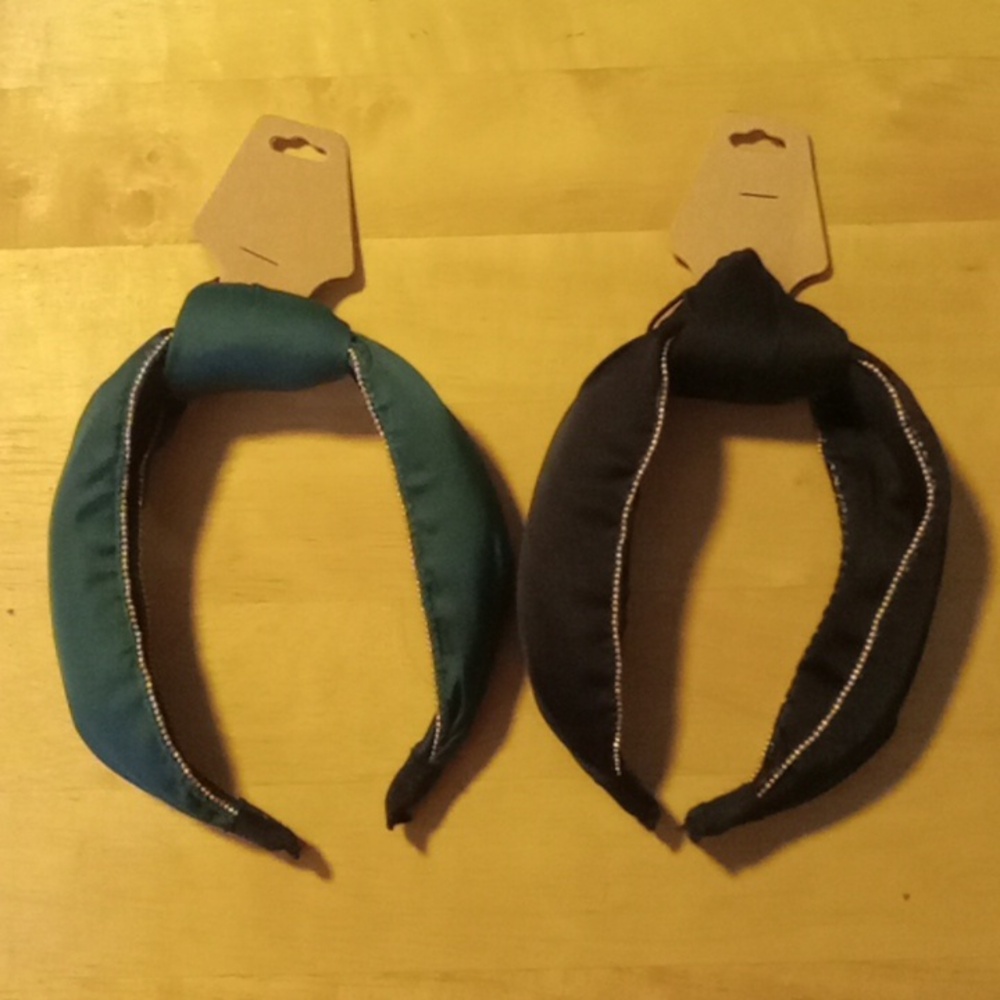 Chic Knotted Headbands – Black & Green with Dainty Gold Trim New